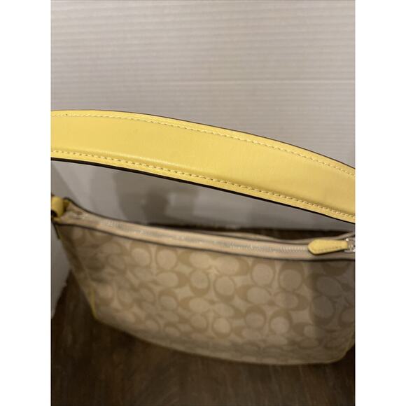 COACH Beige Yellow Signature Zip Shoulder Bag F29209 Canvas - Picture 3 of 15